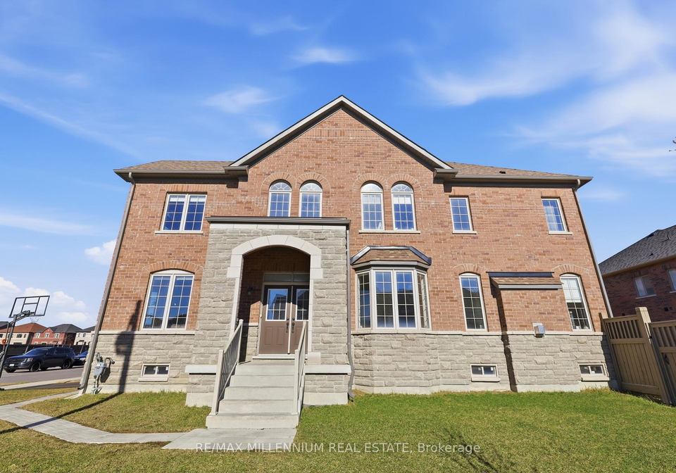 42-port-renfrew-vaughan-ontario-n12985020