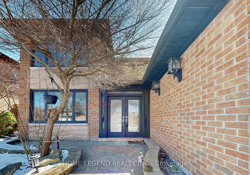 261-fincham-avenue-markham-ontario-n12985798