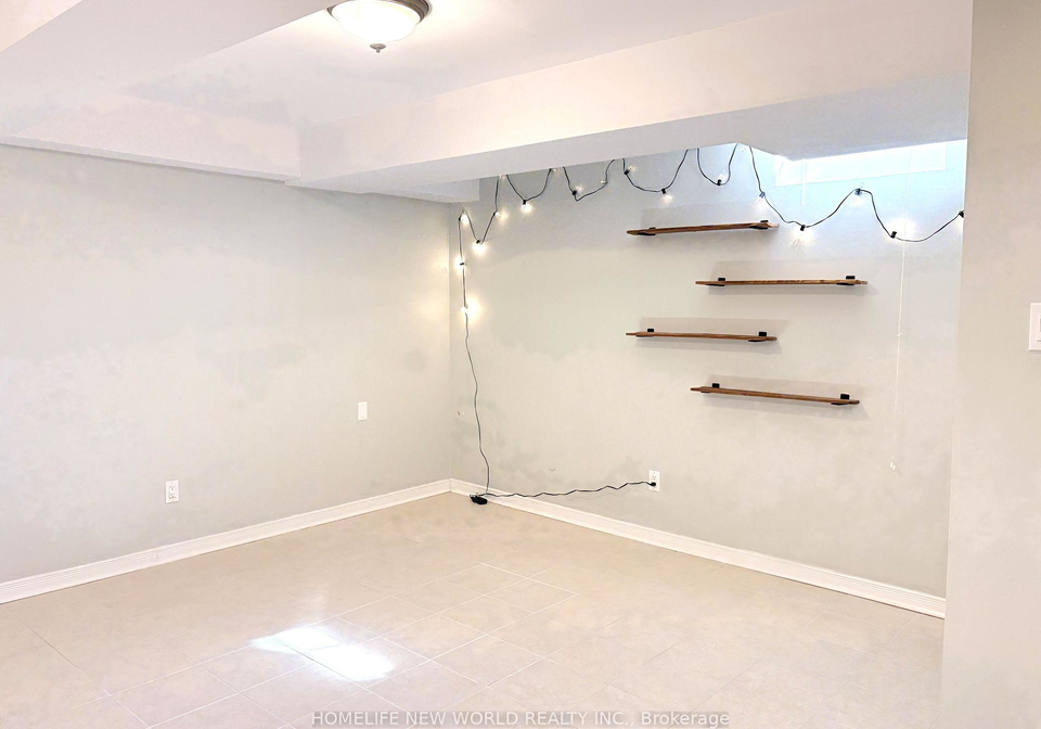 18-samantha-circle-richmond-hill-ontario-n12986438