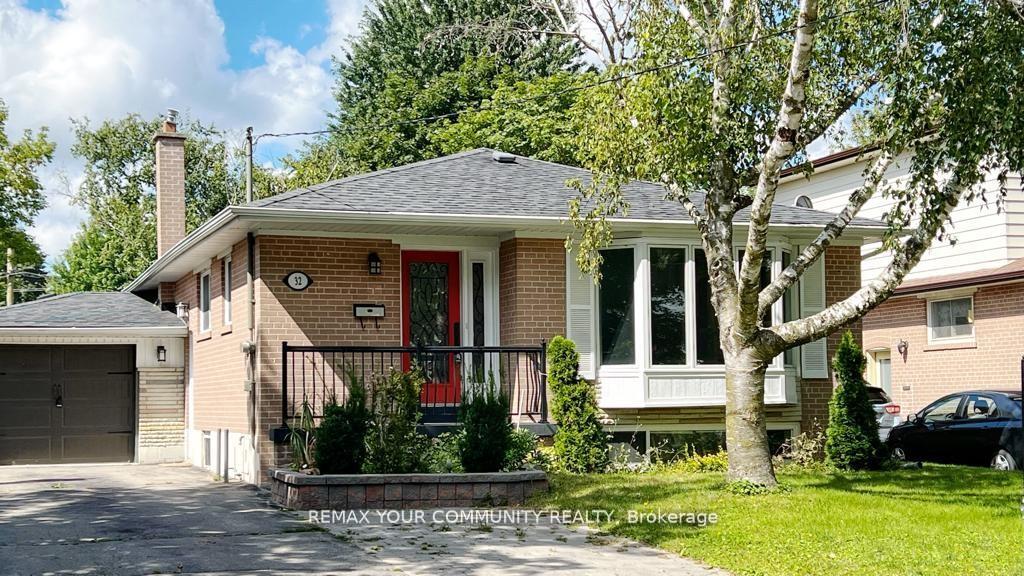 32-collins-crescent-aurora-ontario-n12986972