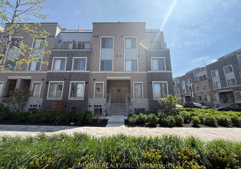 131-honeycrisp-crescent-vaughan-ontario-n12987576
