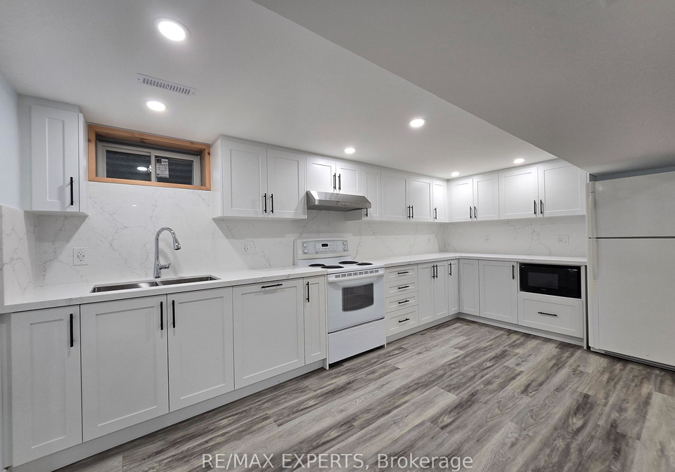 764-elgin-street-newmarket-ontario-n12987616