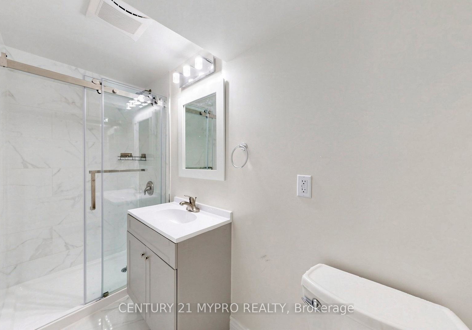 33-erla-court-markham-ontario-n12987848
