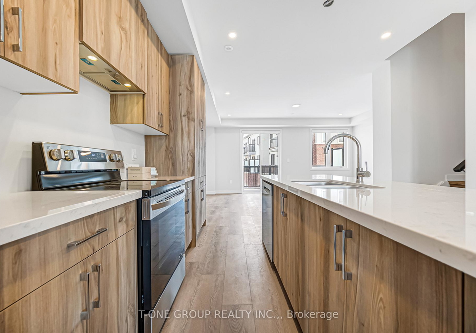 21-victor-metcalf-lane-richmond-hill-ontario-n12987920