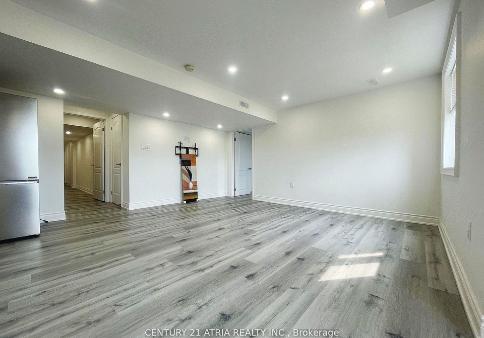 37-ben-sinclair-avenue-east-gwillimbury-ontario-n12988062