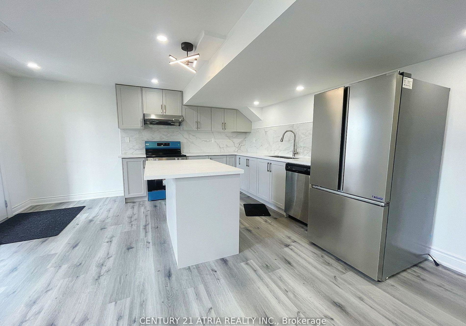 37-ben-sinclair-avenue-east-gwillimbury-ontario-n12988062
