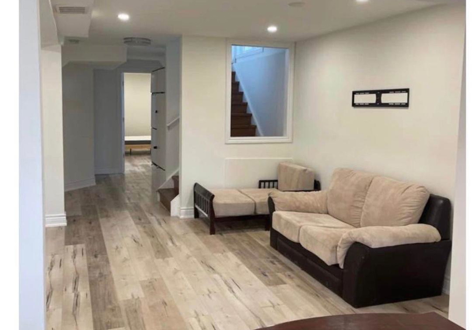 531-woodspring-avenue-newmarket-ontario-n12988560