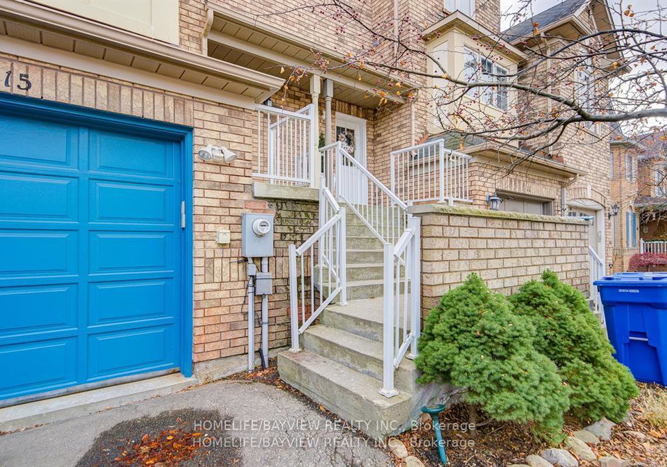 15-bowler-street-aurora-ontario-n12988698