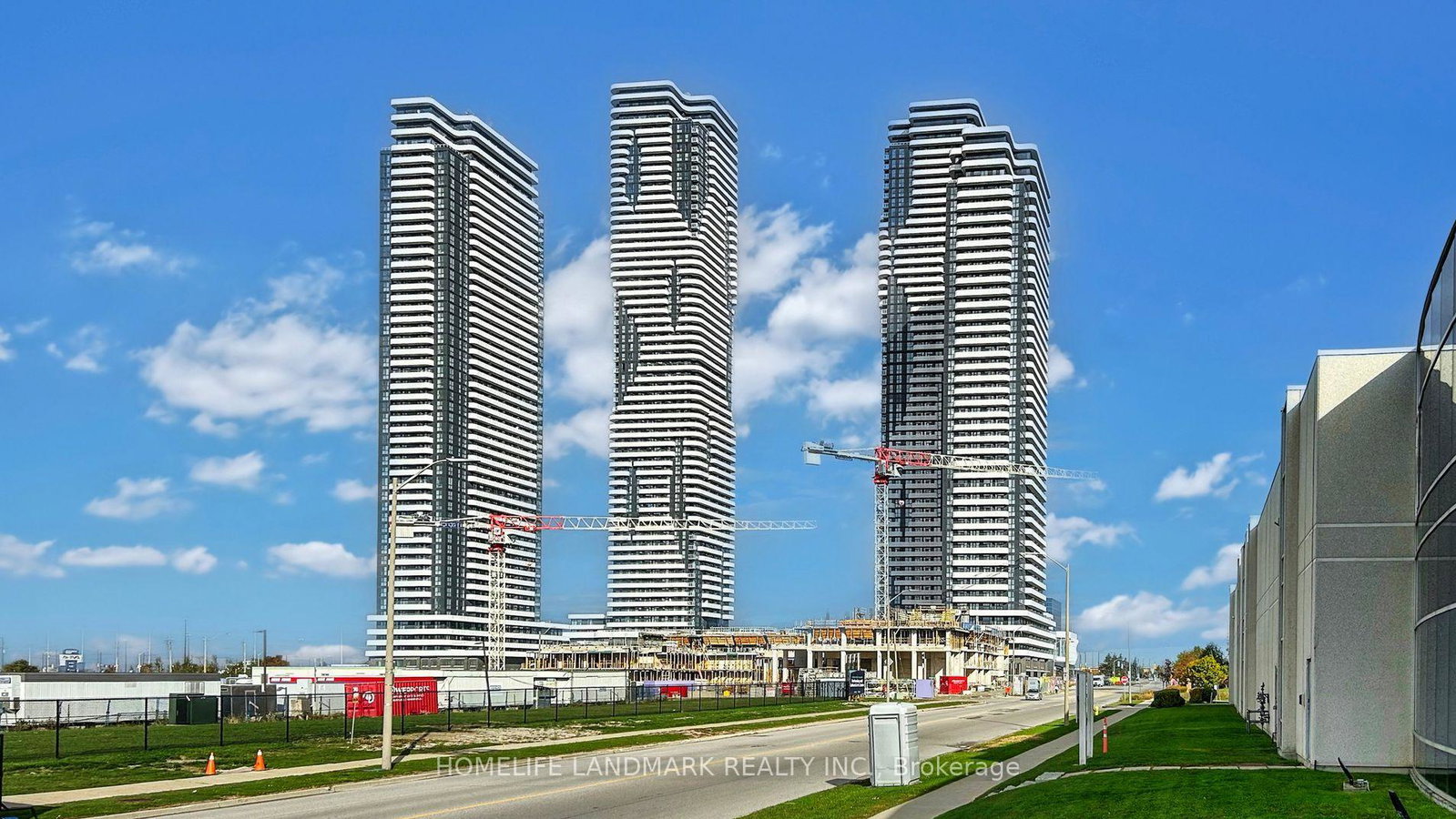 8-interchange-way-vaughan-ontario-n12988860