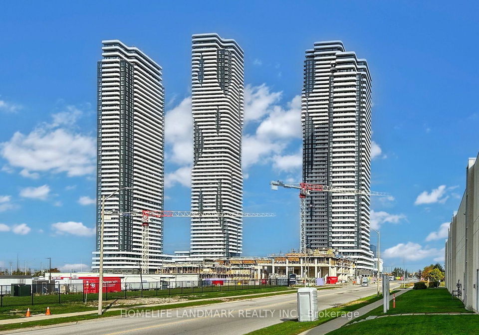 8-interchange-way-vaughan-ontario-n12988860