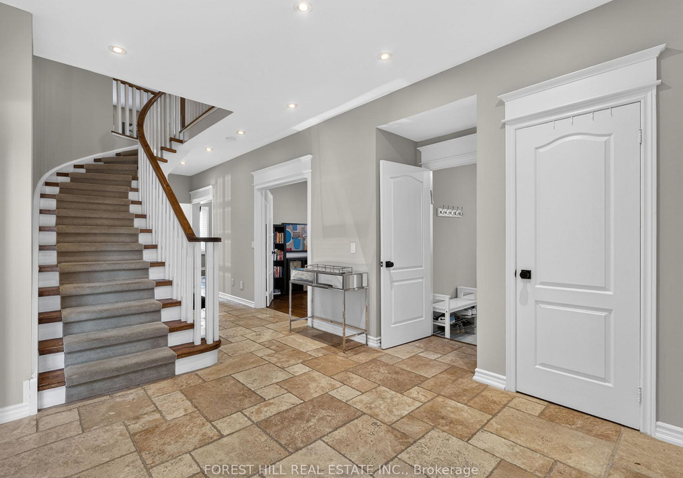 32-mulholland-drive-vaughan-ontario-n12989032