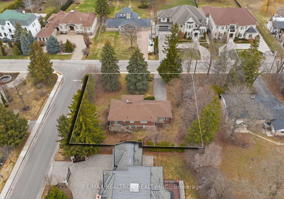 17-denham-drive-richmond-hill-ontario-n12989286