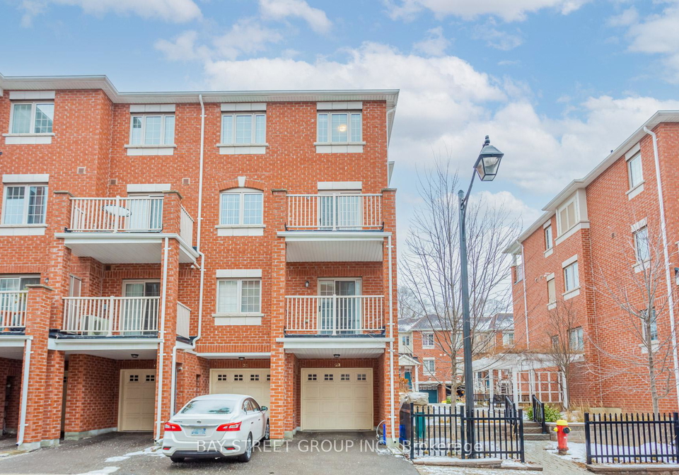 23-ormerod-lane-richmond-hill-ontario-n12989300