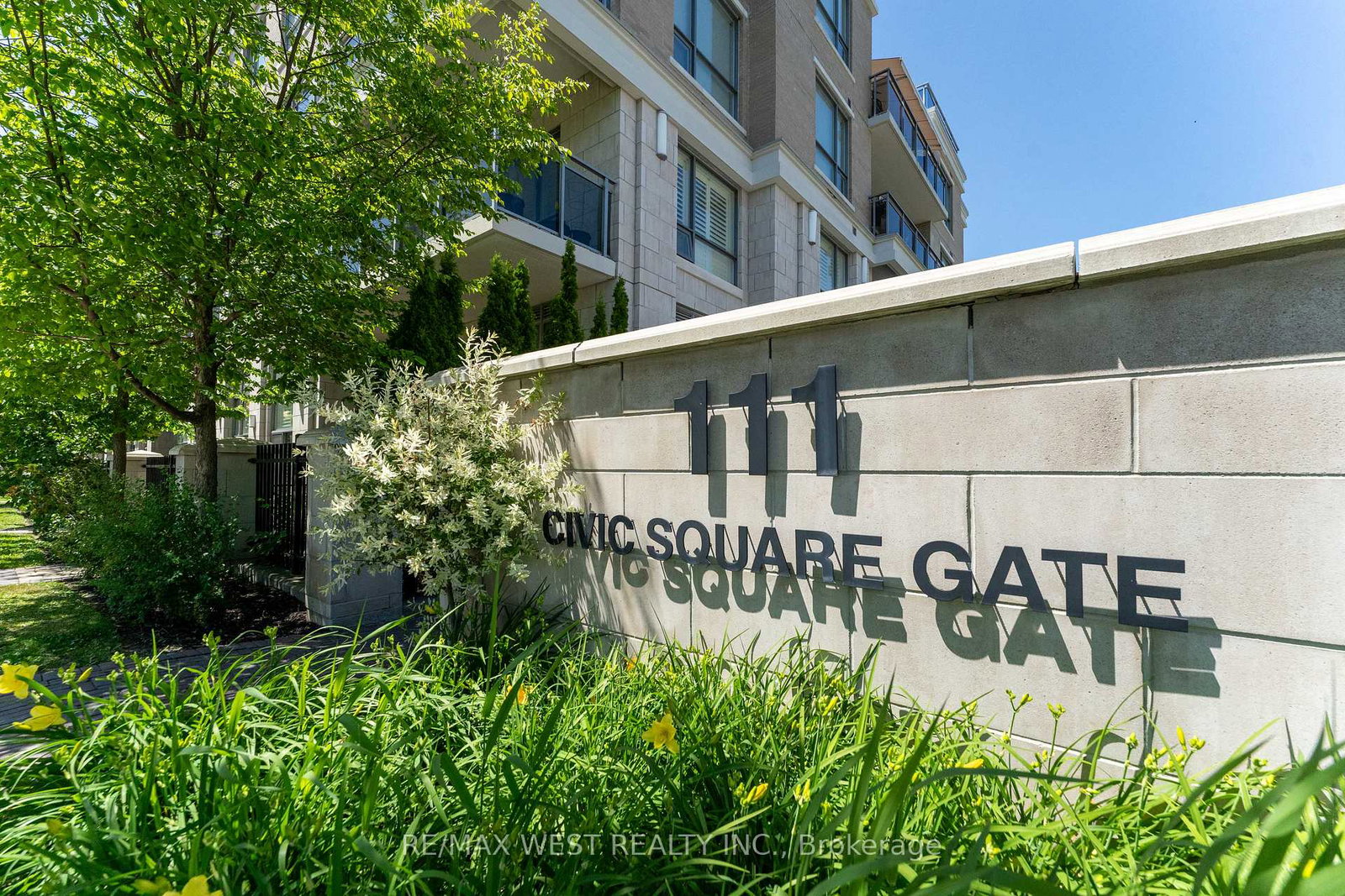 111-civic-square-gate-aurora-ontario-n12990064