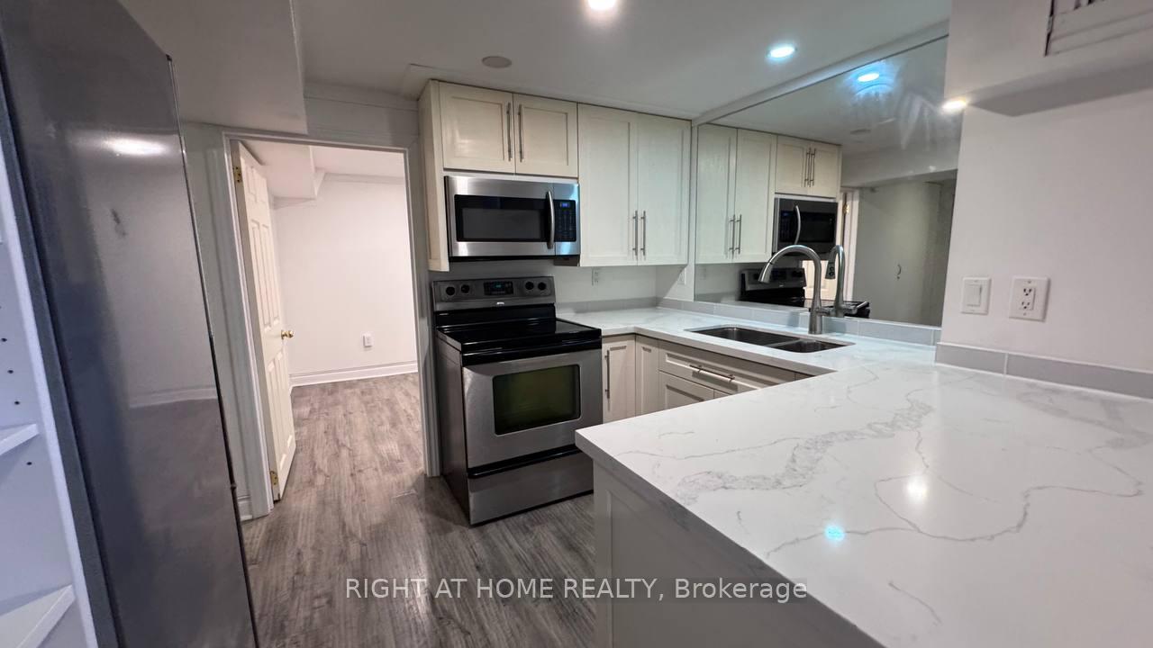24-jondan-crescent-markham-ontario-n12990378