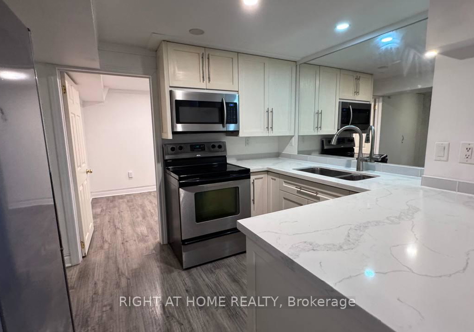 24-jondan-crescent-markham-ontario-n12990378