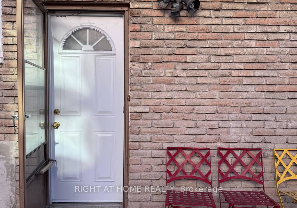24-jondan-crescent-markham-ontario-n12990378