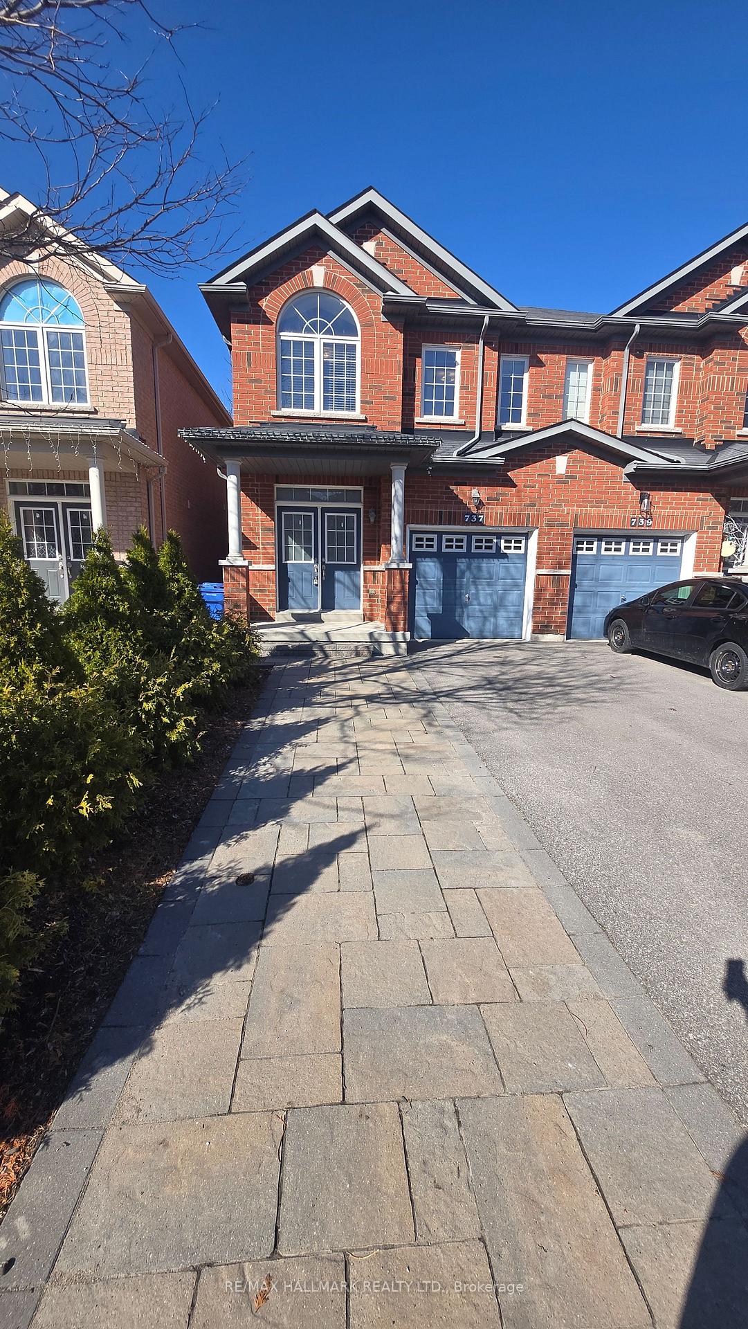 737-john-cole-court-newmarket-ontario-n12990594