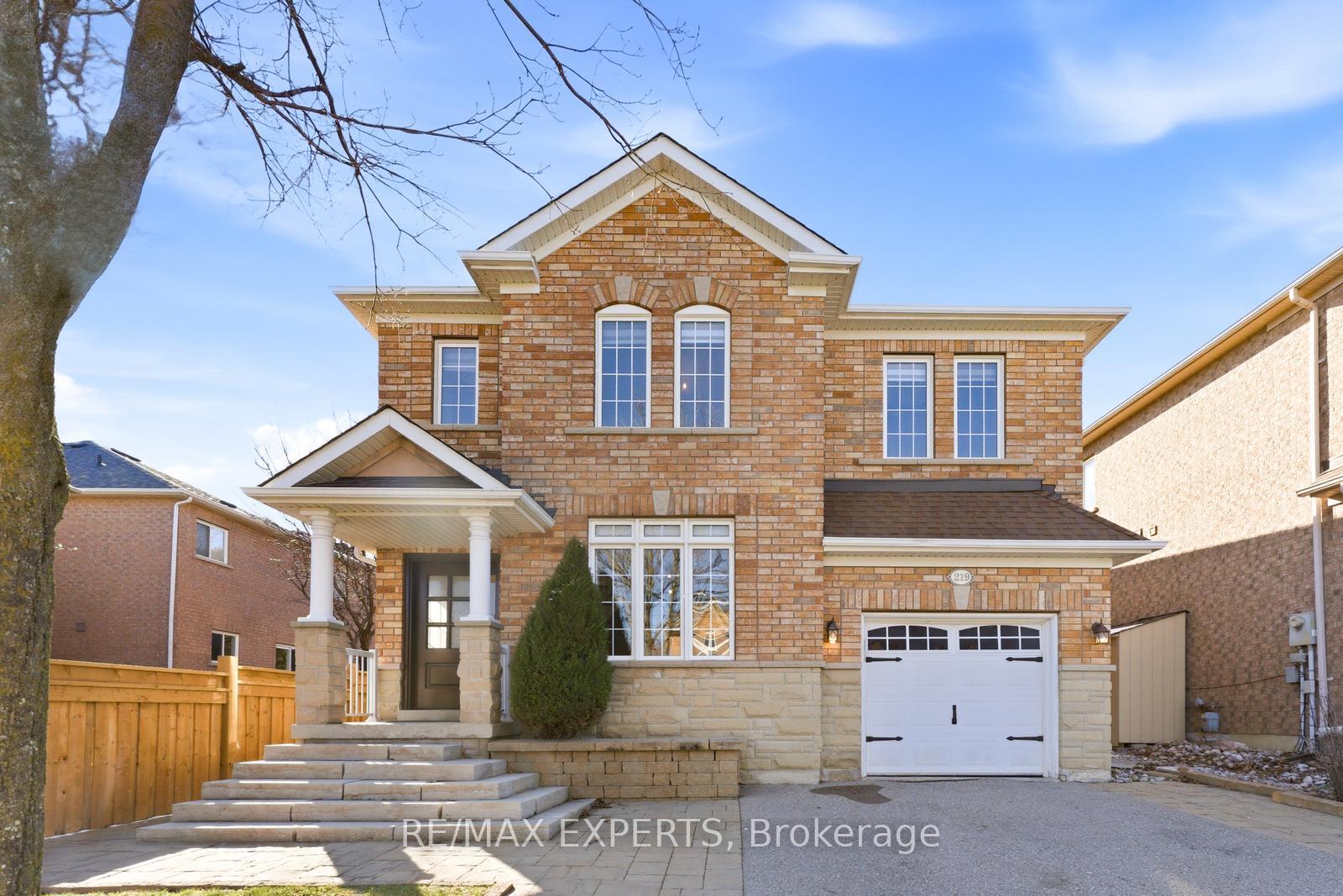 219-regency-view-heights-vaughan-ontario-n12990654