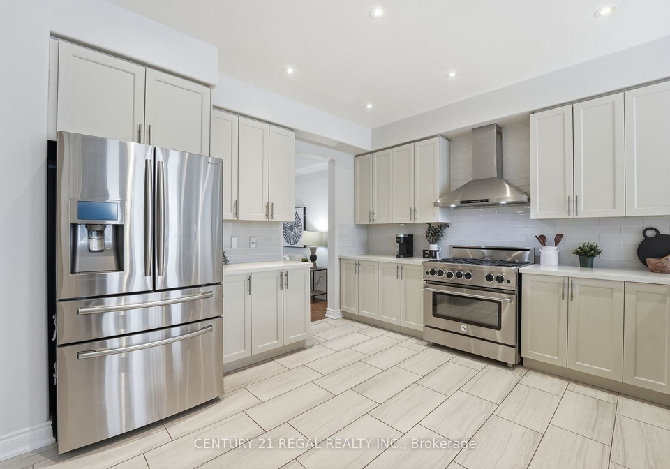 28-tim-jacobs-drive-georgina-ontario-n12991226