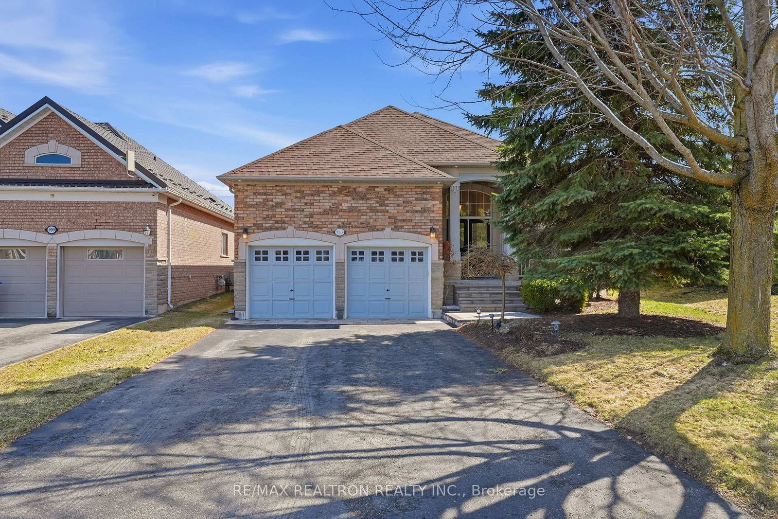 913-bayley-court-newmarket-ontario-n12991322