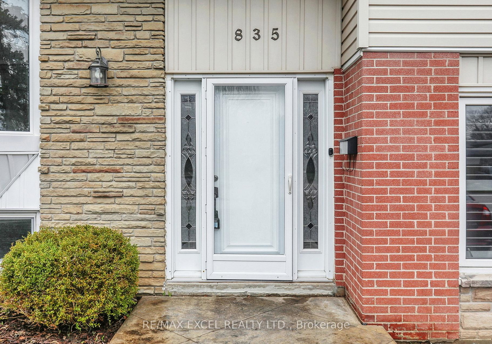 835-legge-court-newmarket-ontario-n12991508