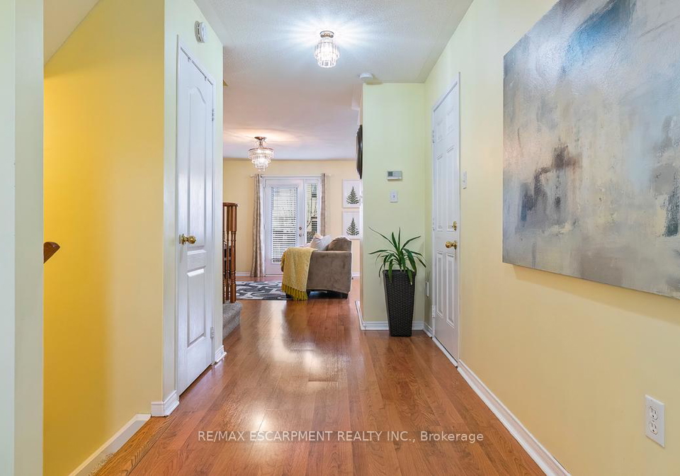 32-admiral-crescent-essa-ontario-n12993194