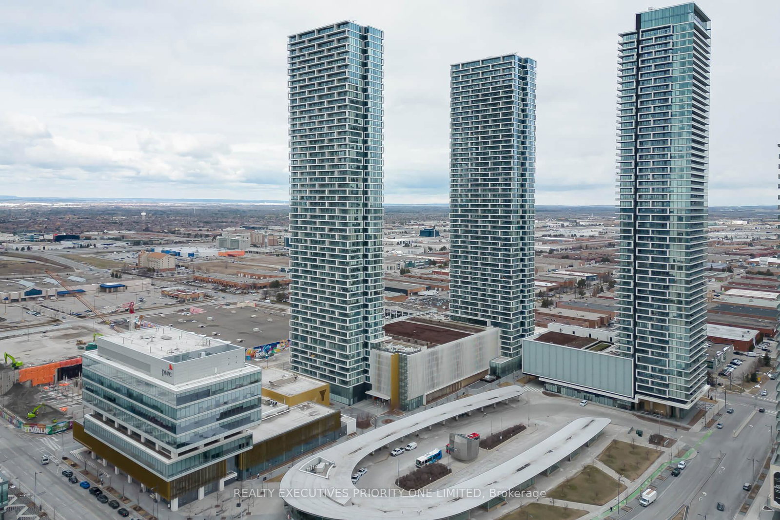 5-buttermill-avenue-vaughan-ontario-n12993218