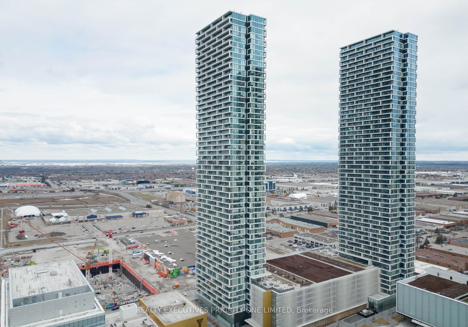 5-buttermill-avenue-vaughan-ontario-n12993218
