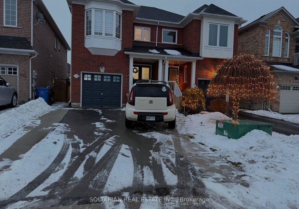 110-warwick-crescent-newmarket-ontario-n12993314