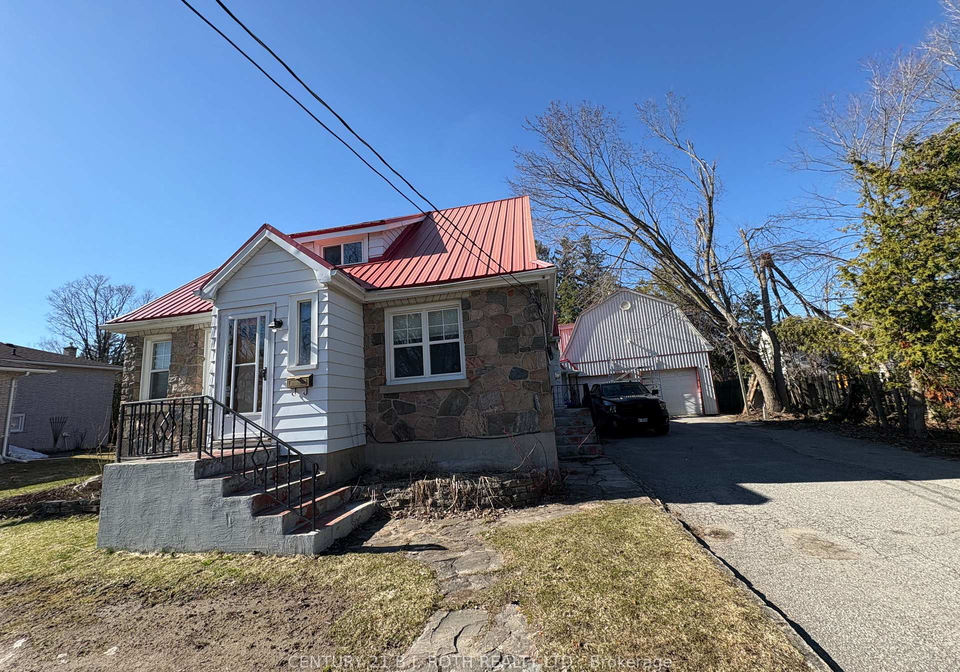 2216-victoria-street-n-innisfil-ontario-n12993350