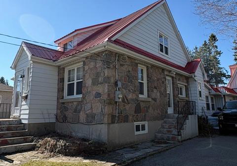 2216-victoria-street-n-innisfil-ontario-n12993350