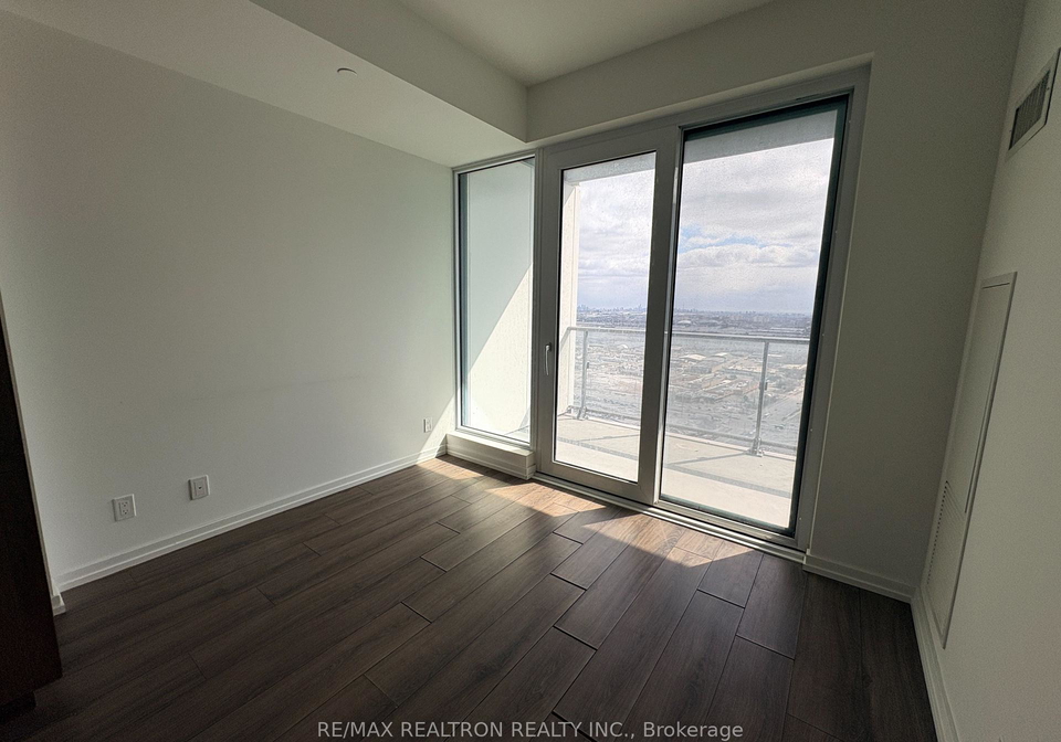 1000-portage-parkway-vaughan-ontario-n12993626