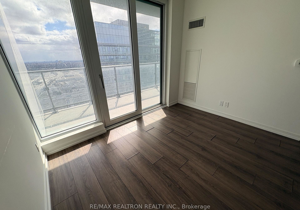 1000-portage-parkway-vaughan-ontario-n12993626
