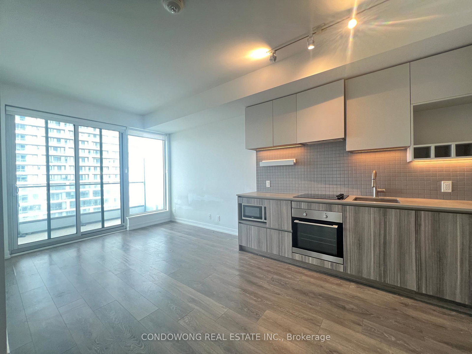 5-buttermill-avenue-vaughan-ontario-n12993764