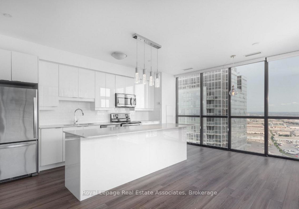 2910-hwy-7-vaughan-ontario-n12993918