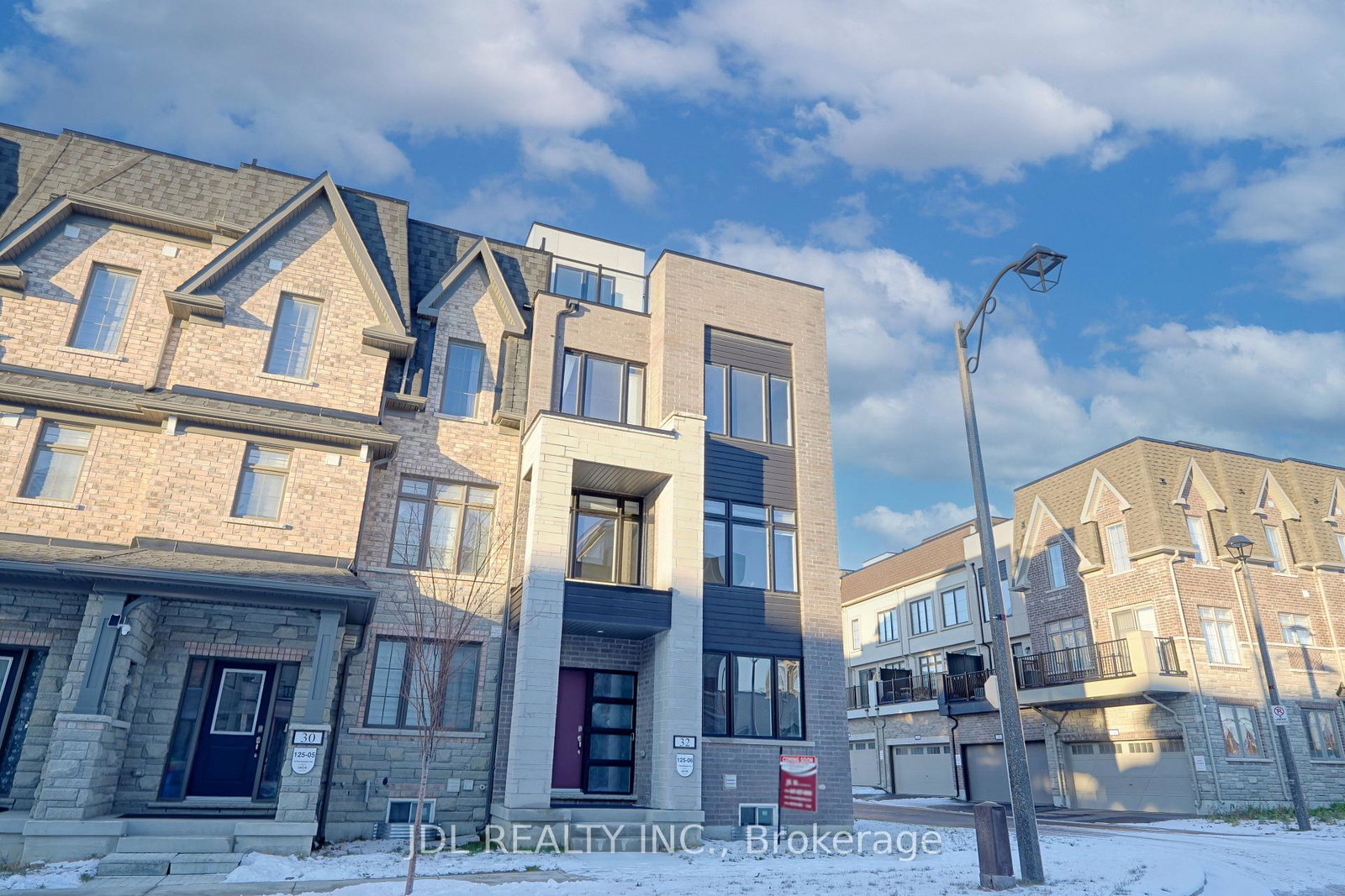 32-guardhouse-crescent-markham-ontario-n12994312