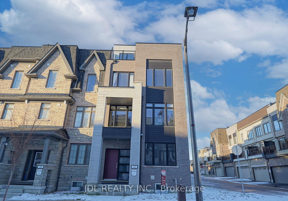 32-guardhouse-crescent-markham-ontario-n12994312