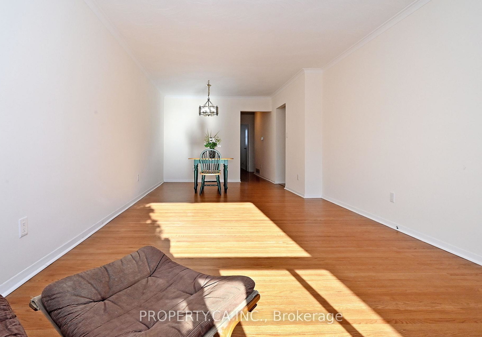 701-sunnypoint-drive-newmarket-ontario-n12994884