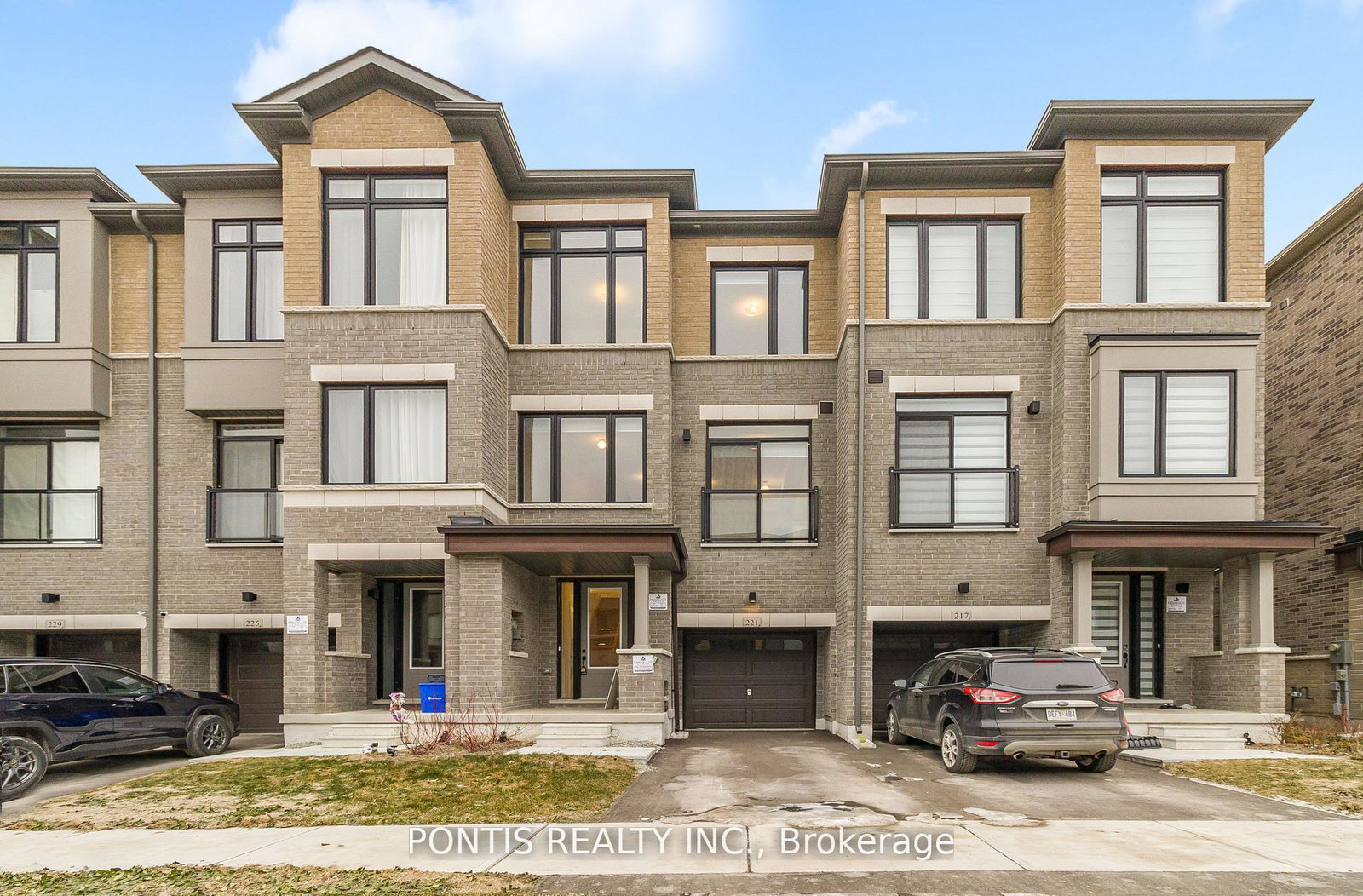 221-tennant-circle-vaughan-ontario-n12995222