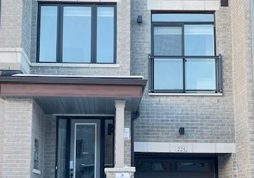 221-tennant-circle-vaughan-ontario-n12995222