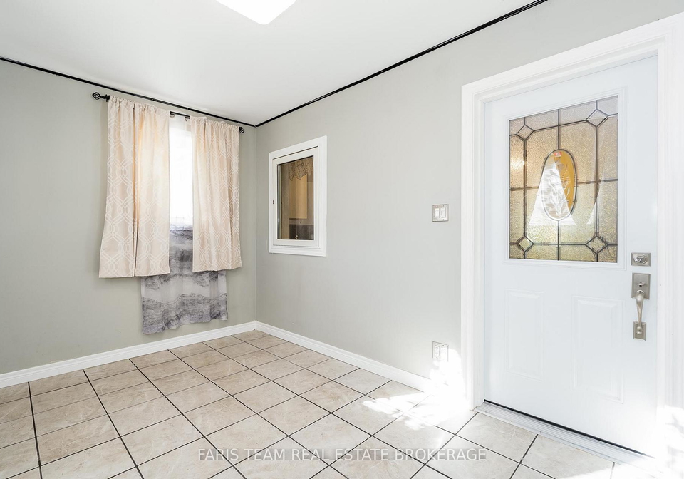 13-sunrise-circle-bradford-west-gwillimbury-ontario-n12995376