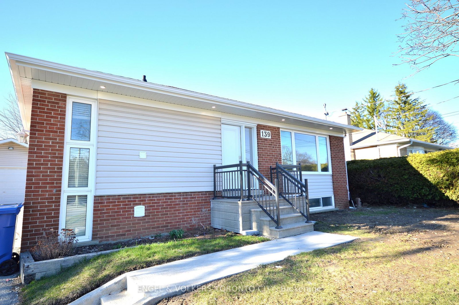 139-queen-street-newmarket-ontario-n12995682