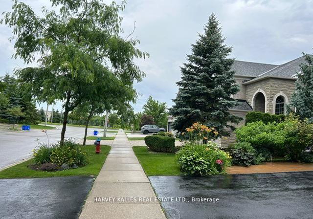 12-barberry-crescent-richmond-hill-ontario-n12995880