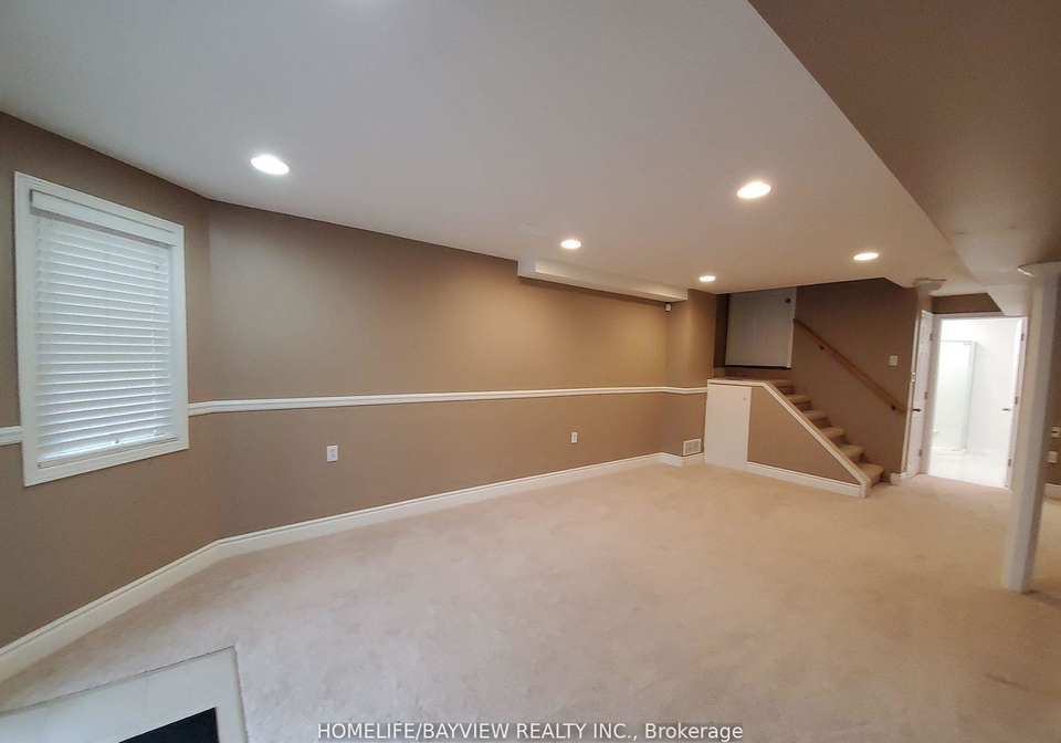 644-mcbean-avenue-newmarket-ontario-n12995964