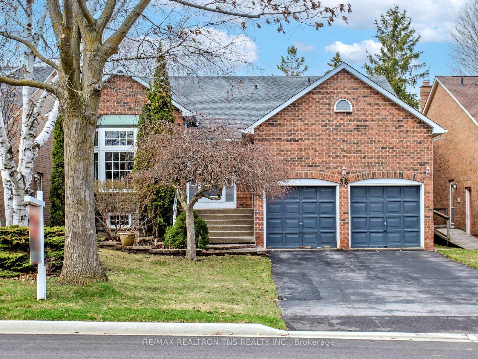 38-gilbank-drive-aurora-ontario-n12996540