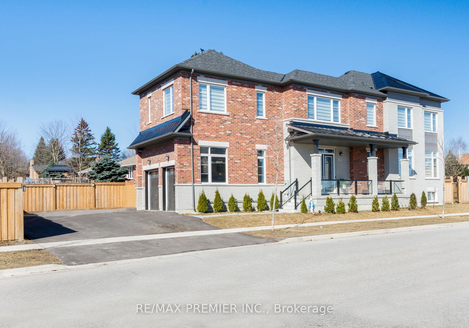 18-inverness-way-bradford-west-gwillimbury-ontario-n12997626