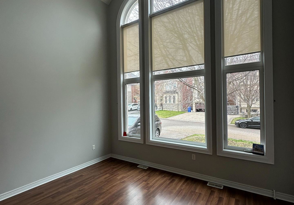 12-ames-crescent-aurora-ontario-n12997796