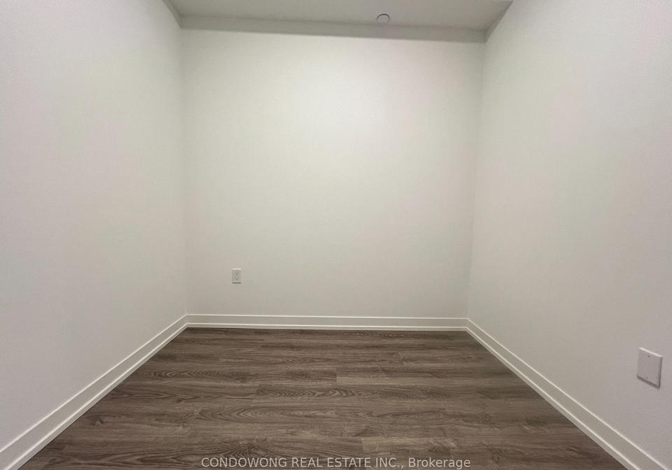 8-interchange-way-vaughan-ontario-n12998490