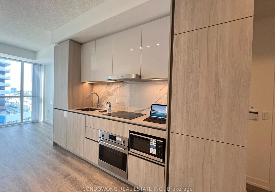 8-interchange-way-vaughan-ontario-n12998654